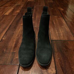 Ugg Black Suede Boots in Size 7